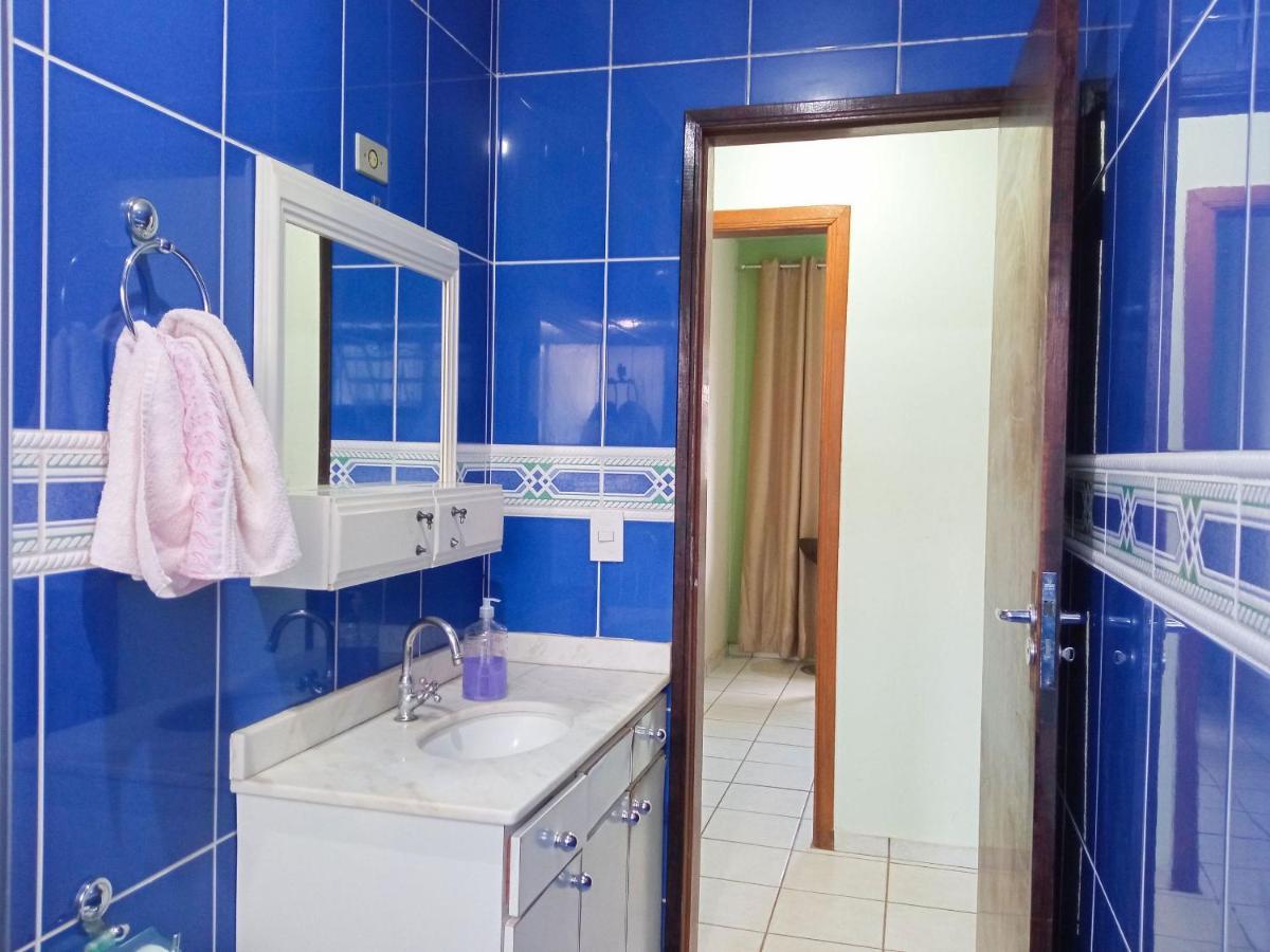 Casa Azul Antares 3 Quartos - Pet Friendly ロンドリーナ エクステリア 写真
